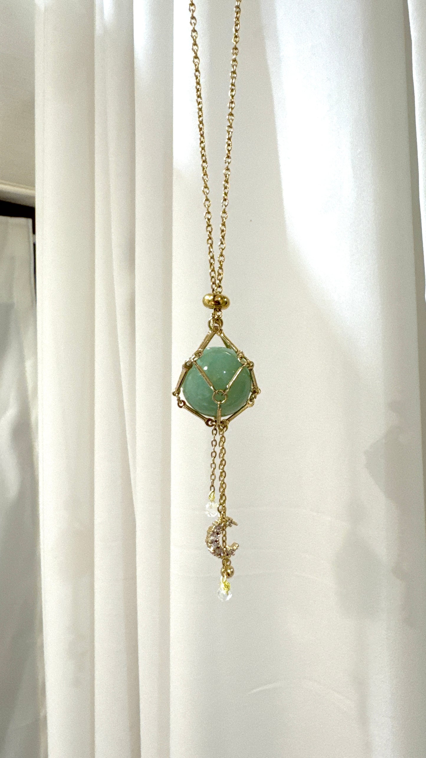Crystal Tassel Pouch