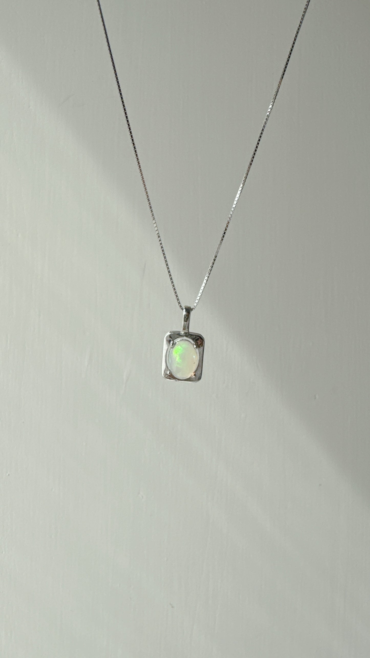 6x8mm |Opal Frame Necklace