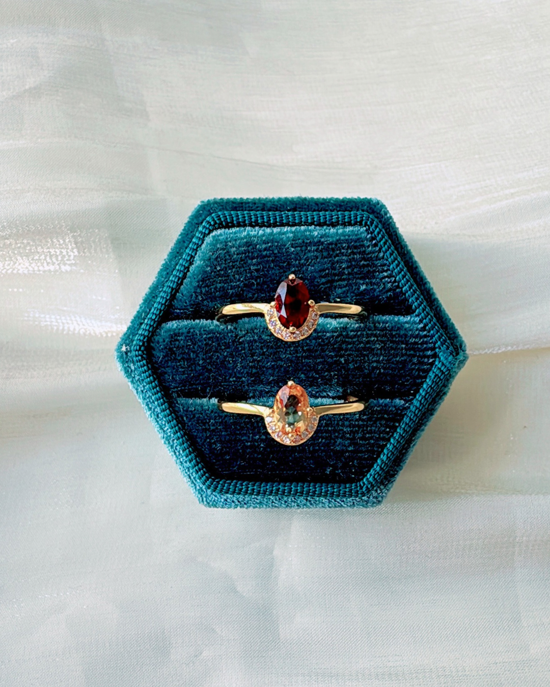 Dewlight Rings | Garnet | Cirtine