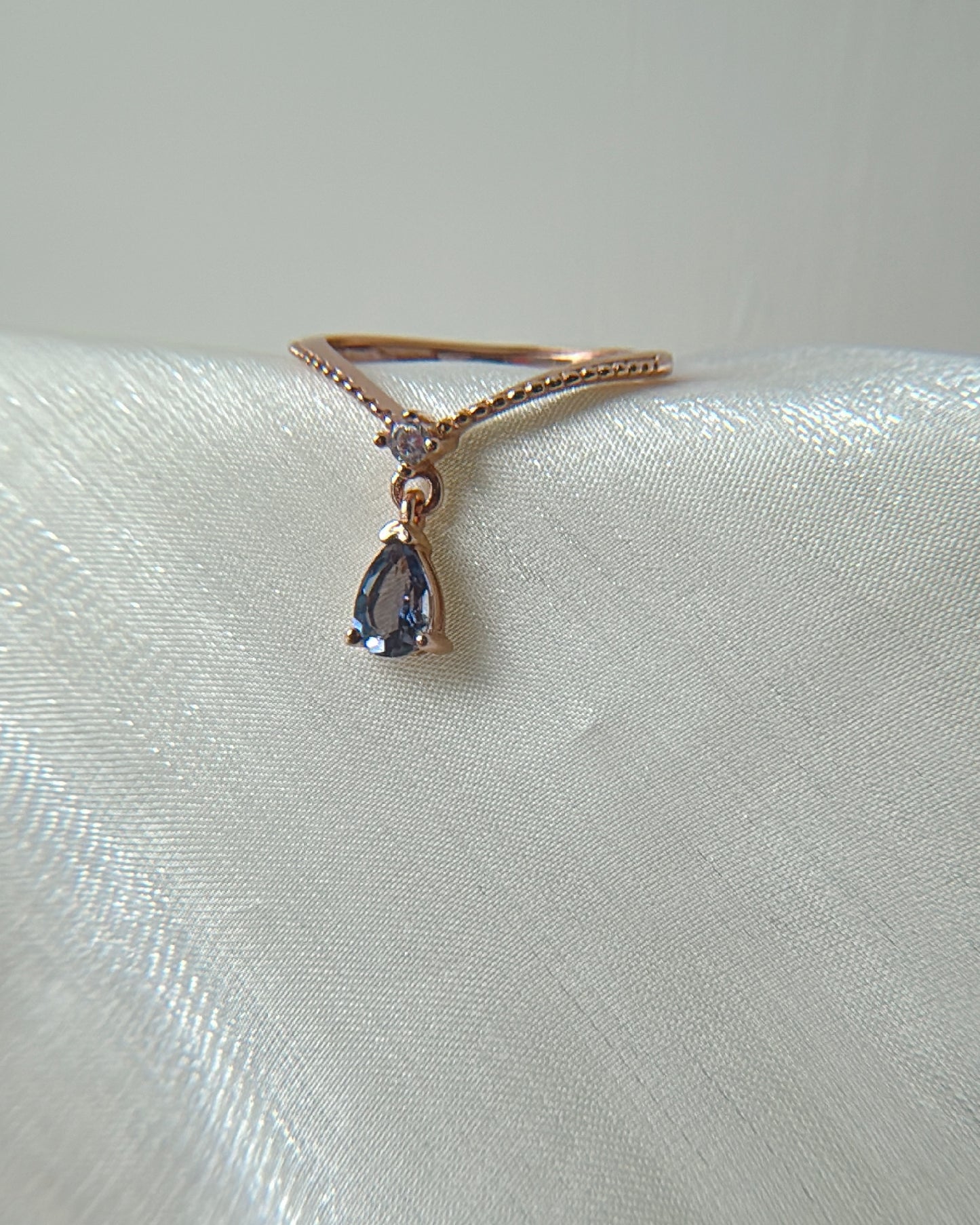 Garnet Iolite| Mystique Rings