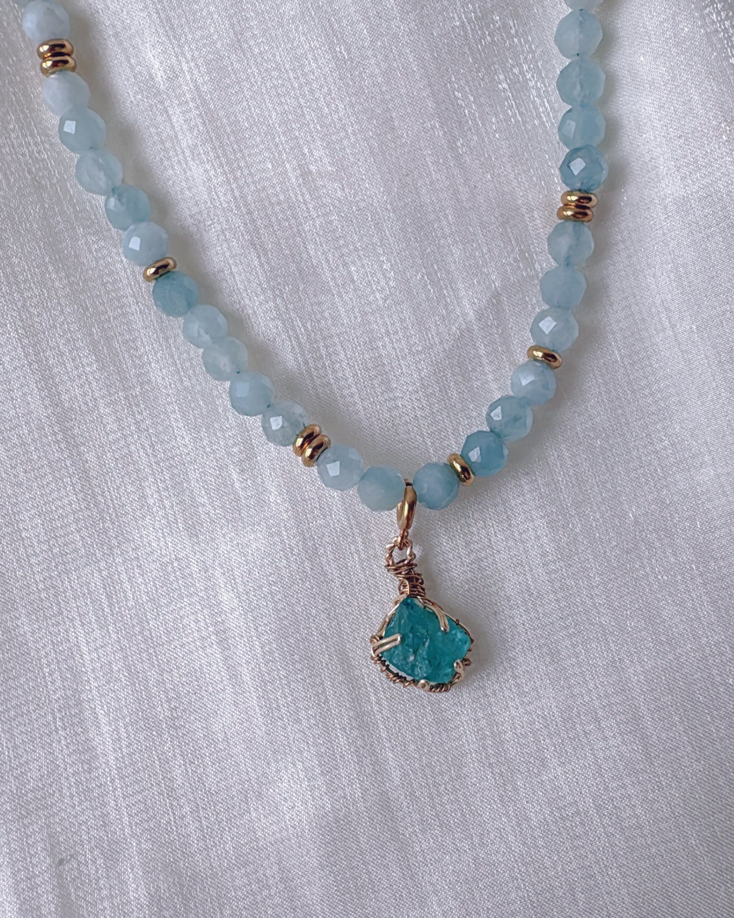 Aquamarine with Raw stone pendants