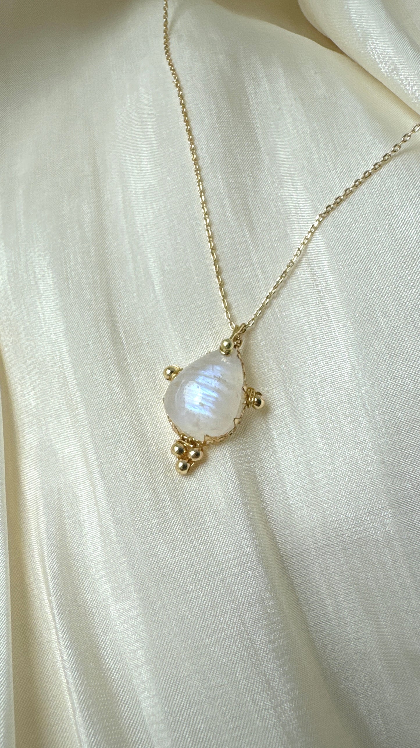 Gold Beads|Moonstone Necklace