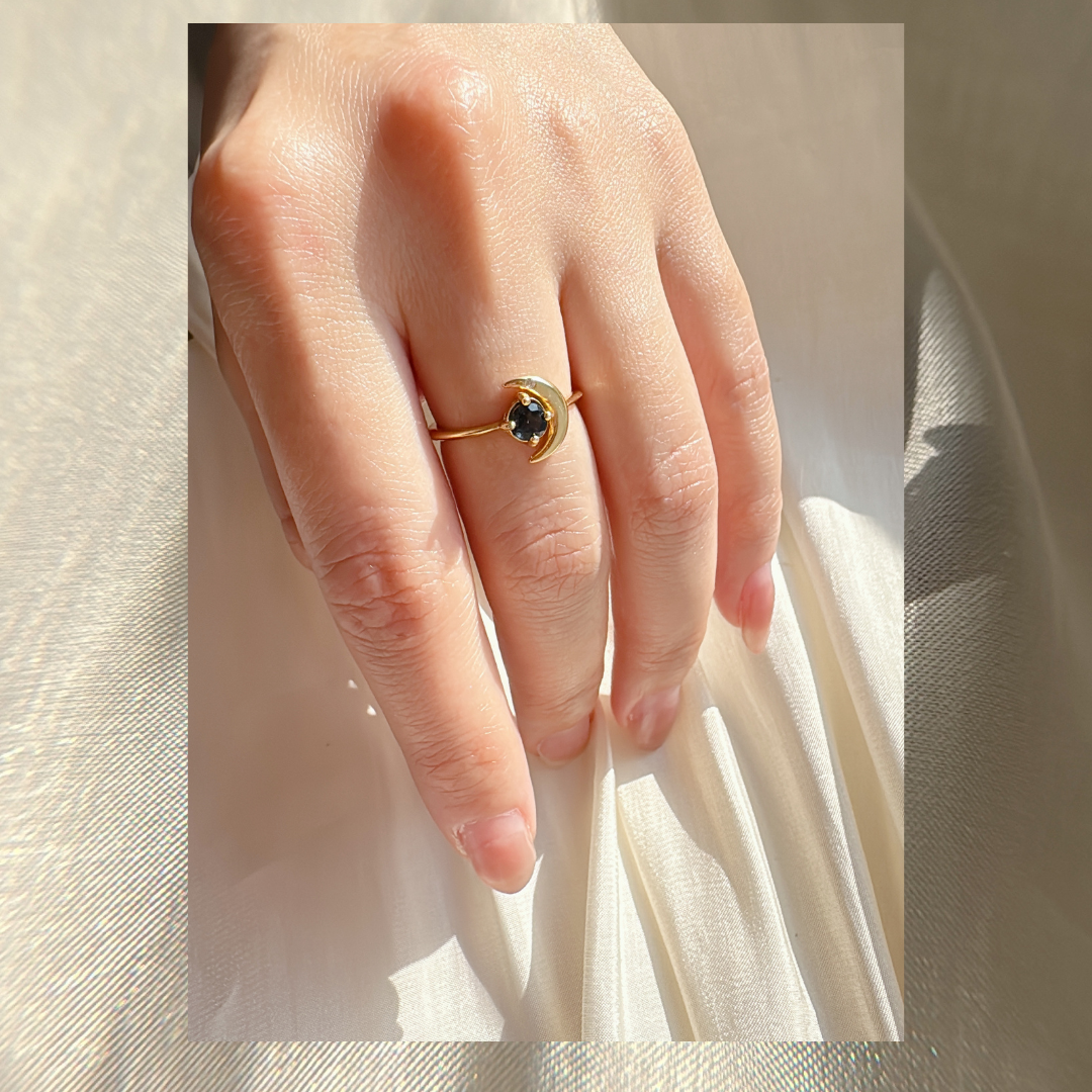 London Blue Topaz | New Moon Ring