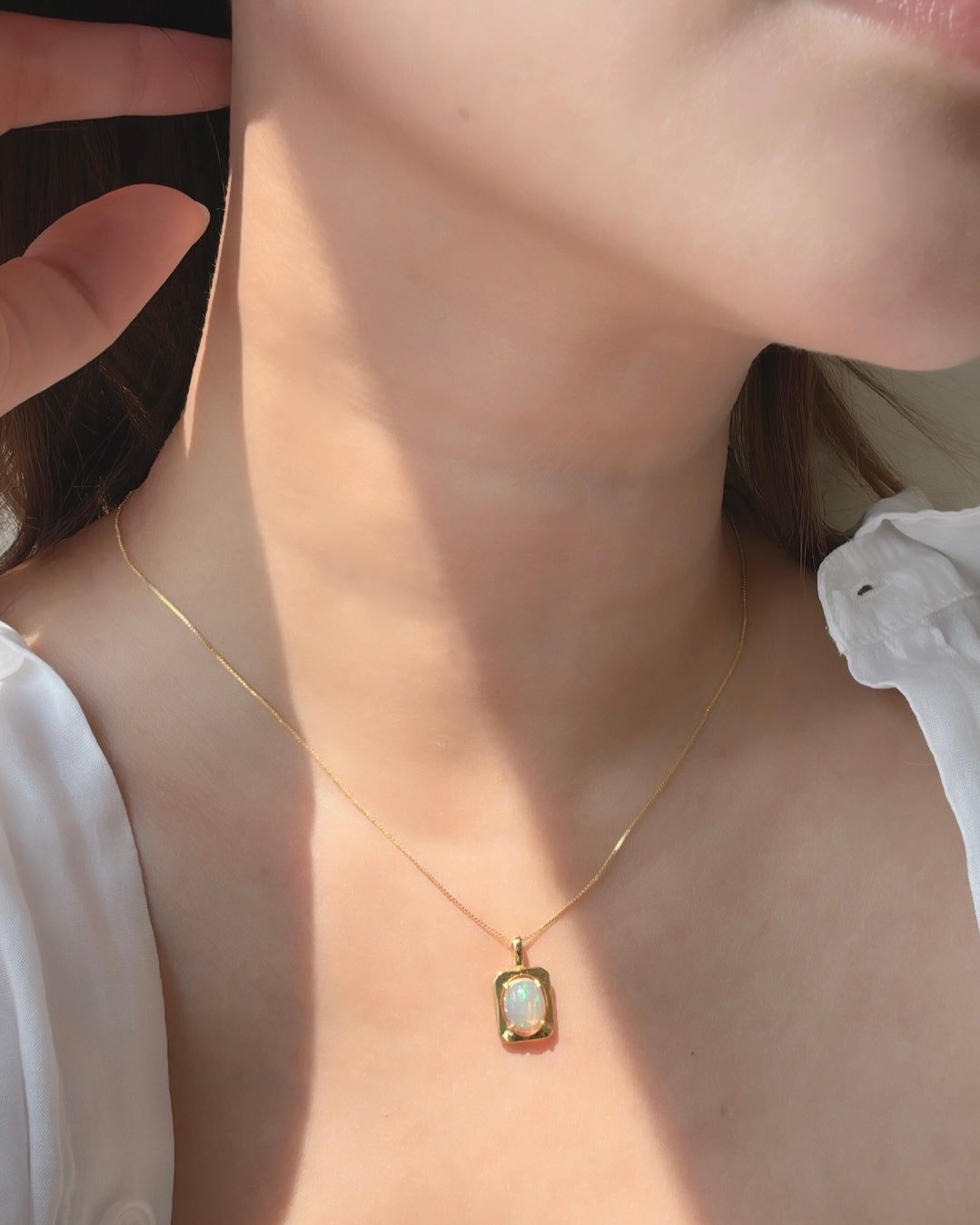 7x9mm|Opal Frame Necklace