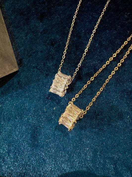 Sparkle Loop Necklace