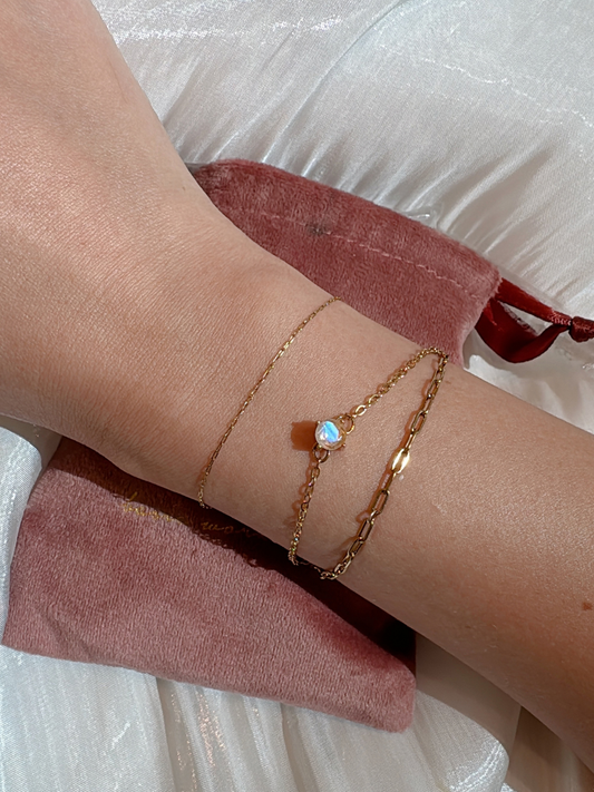 The everyday gem |moonstone bracelet