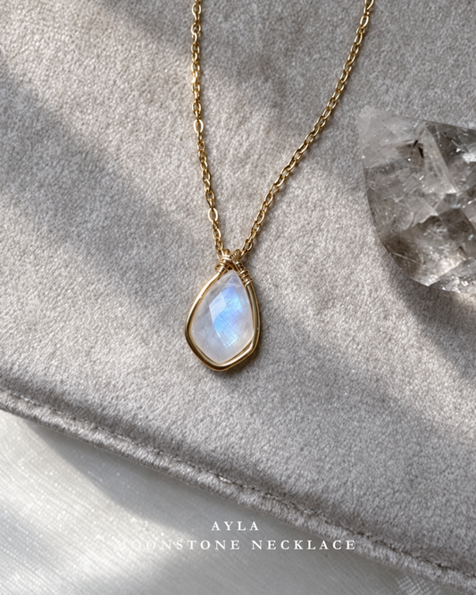 Blue Sheen Moonstone Necklace