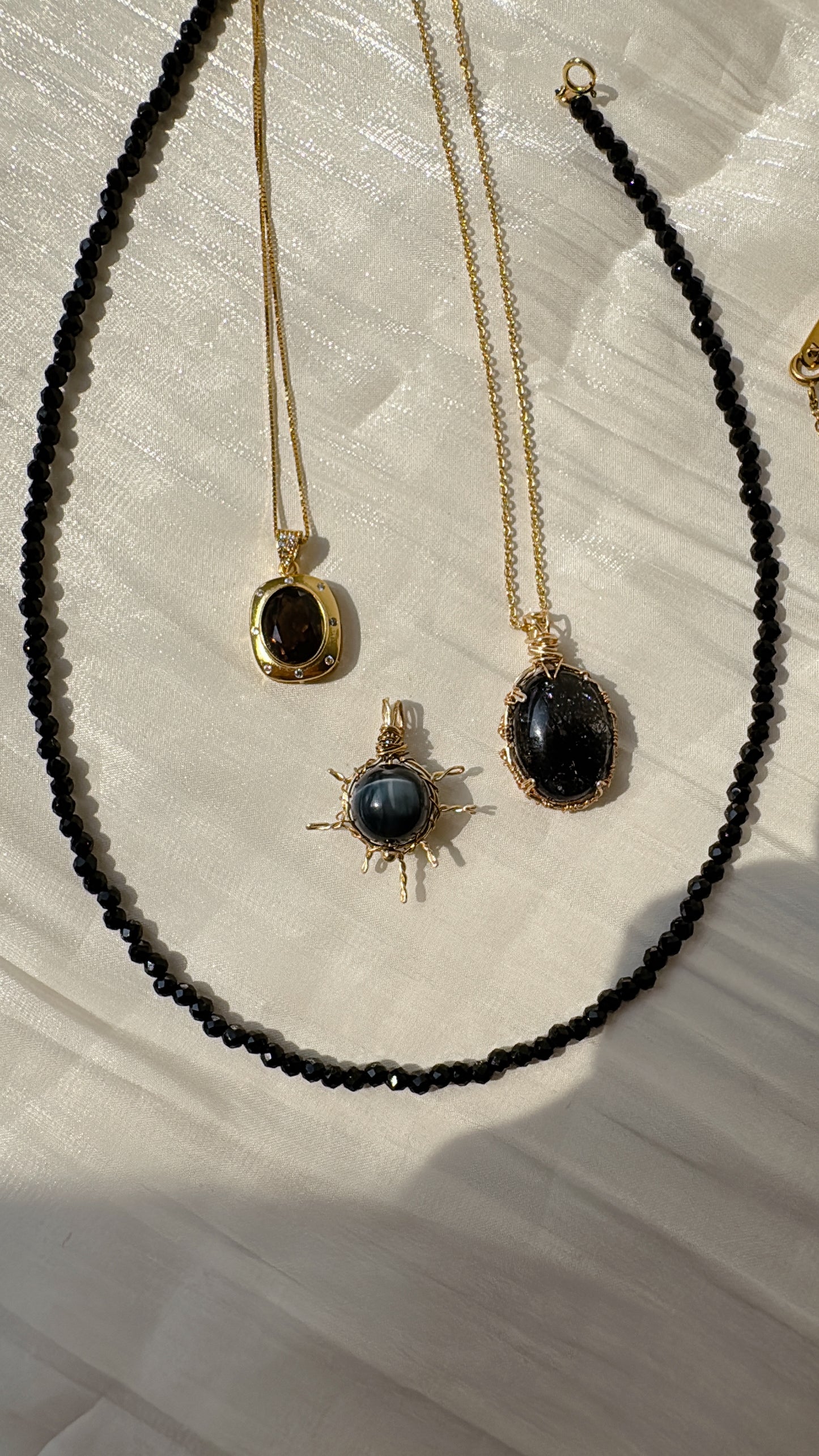 Blue Tiger Eye Solar Necklace