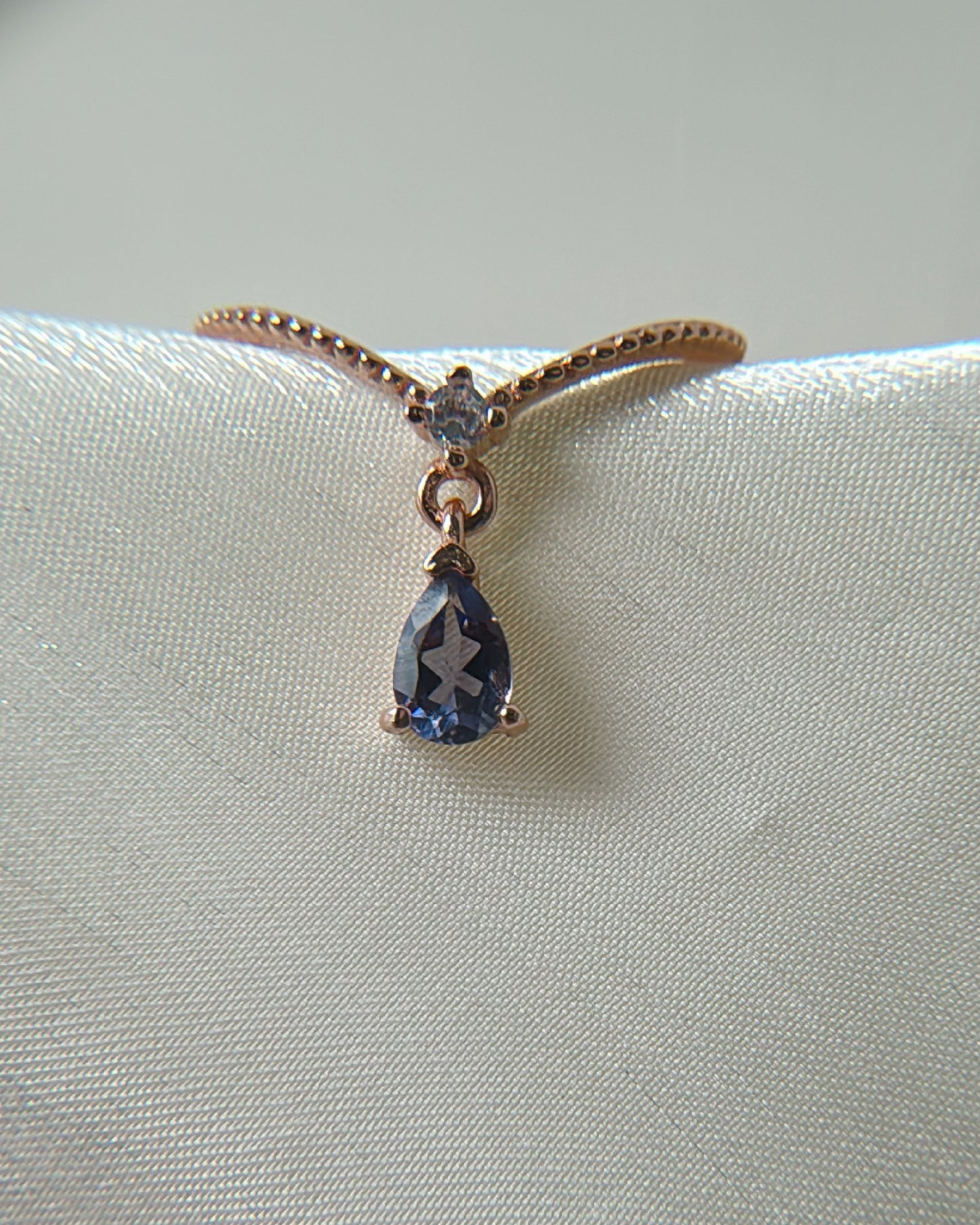 Garnet Iolite| Mystique Rings
