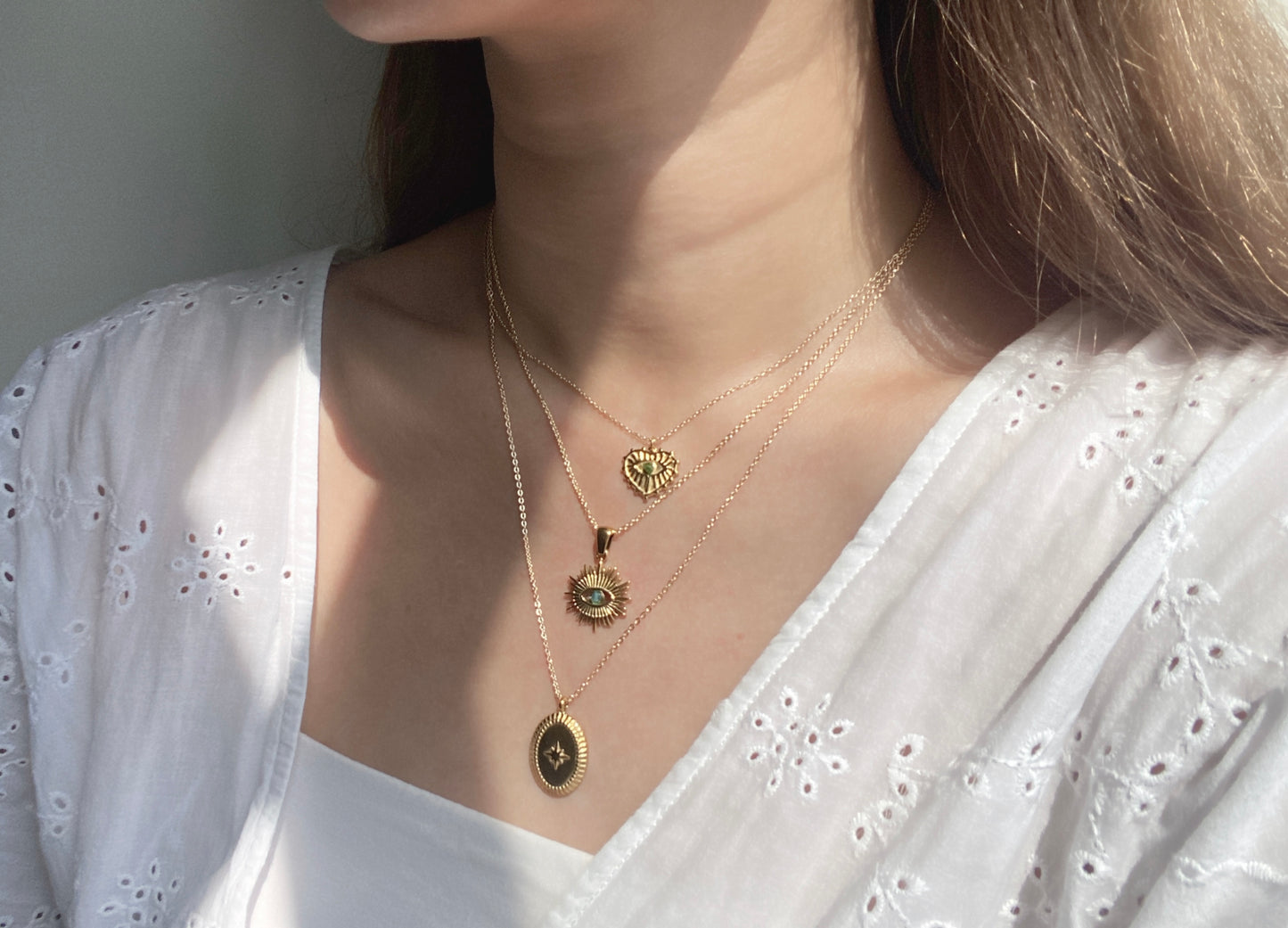 Vintage Gleam Necklace :: Waterproof collection