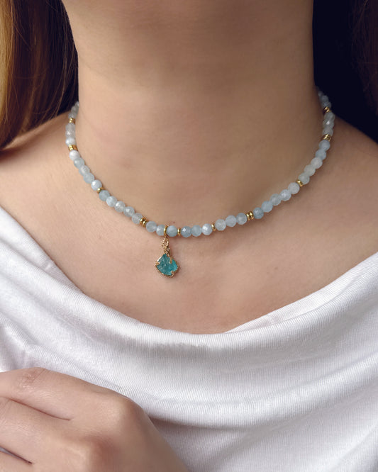 Aquamarine with Raw stone pendants