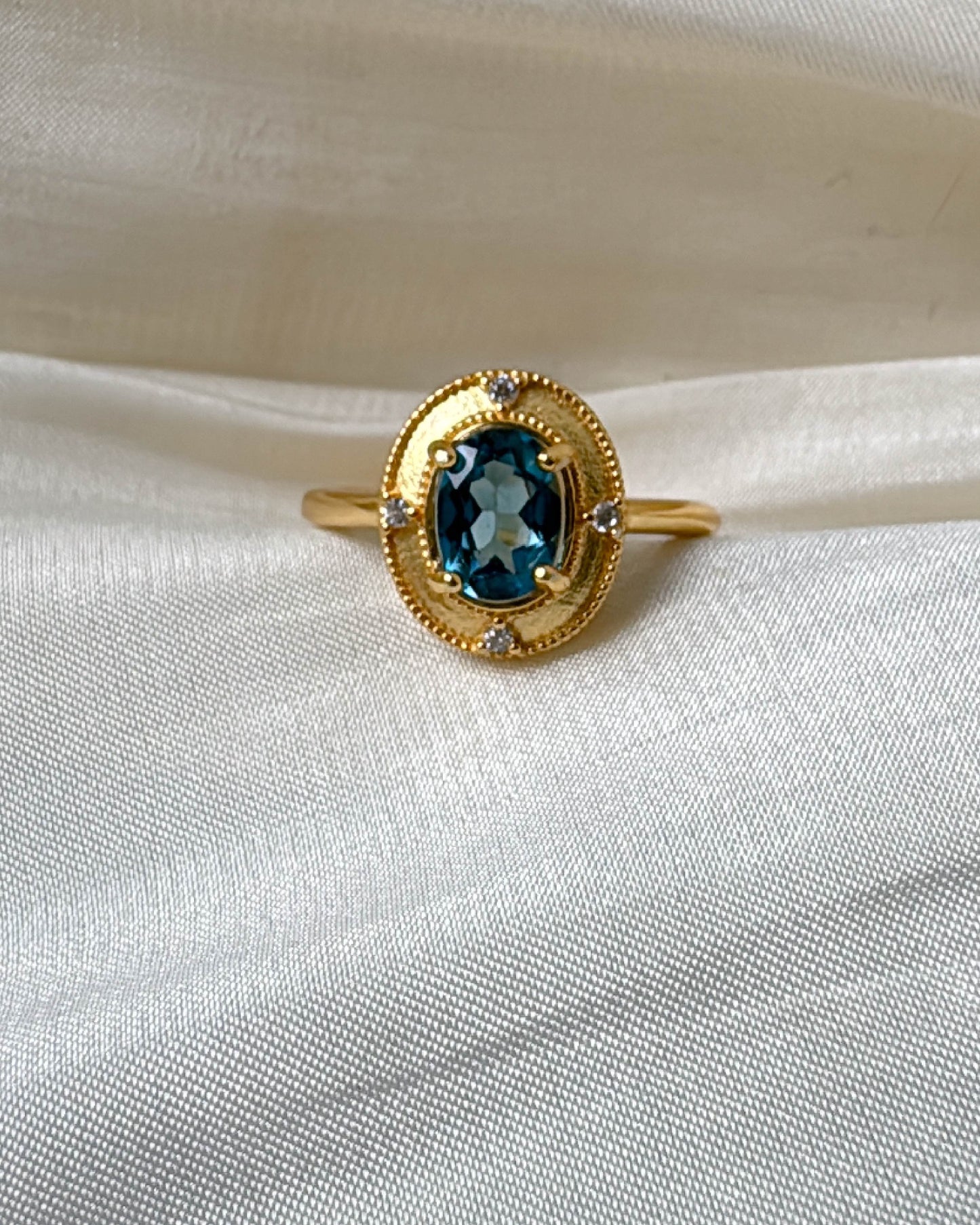 Veiled Elegance Rings - Moonstone | Opal | Topaz