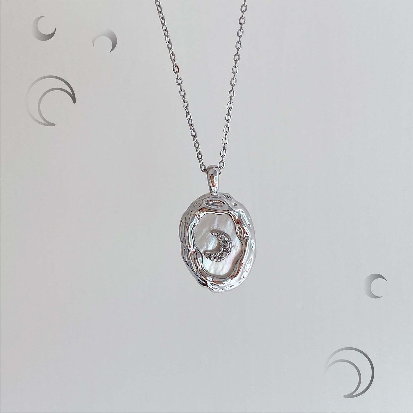 Mother of pearl Pendant Necklace